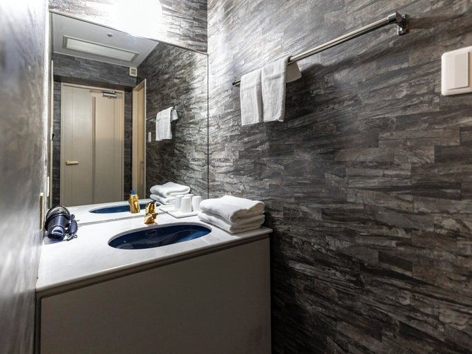 Bathroom 4, Century Plaza Hotel, Tokushima