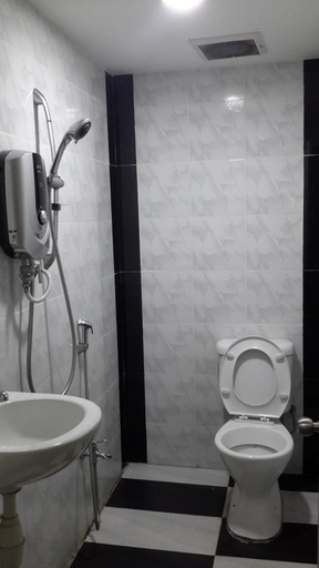 Bathroom 4, New Wave Ampang Point Hotel, Ampang