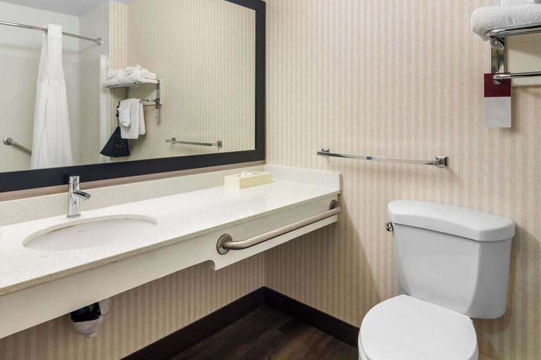 Bathroom 4, Best Western Plus Osoyoos Hotel & Suites, Okanagan-Similkameen