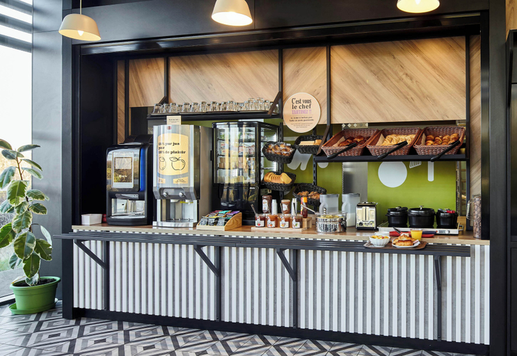 Food & Drinks 5, B&B HOTEL Igny Palaiseau, Essonne