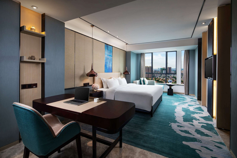 Bedroom 2, Ramada Plaza Changsha Xingsha, Changsha