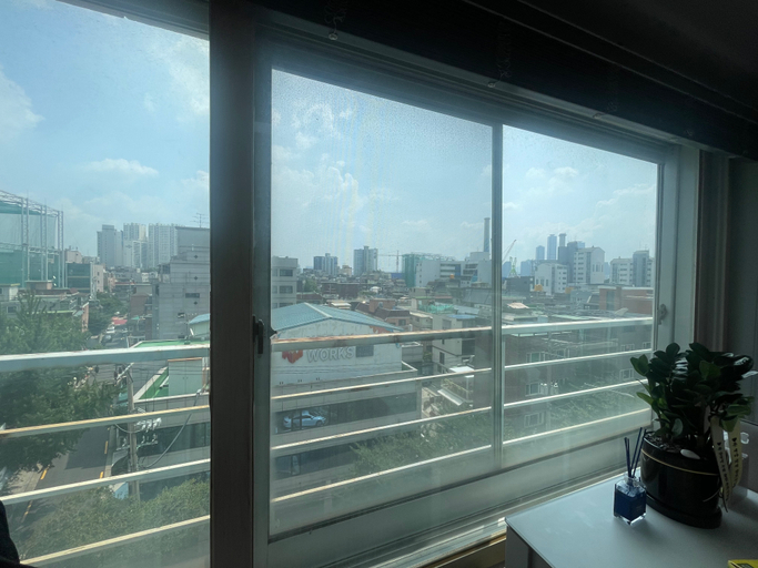 Exterior & Views 3, K Wave Guesthouse Female Only, Mapo