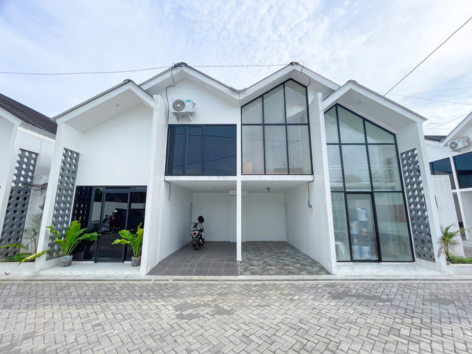 Exterior & Views 2, Sovilla 2 Yogyakarta, Sleman