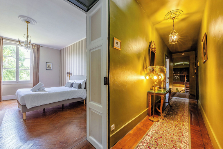 Bedroom 4, Le Manoir du Thouron, Tarn