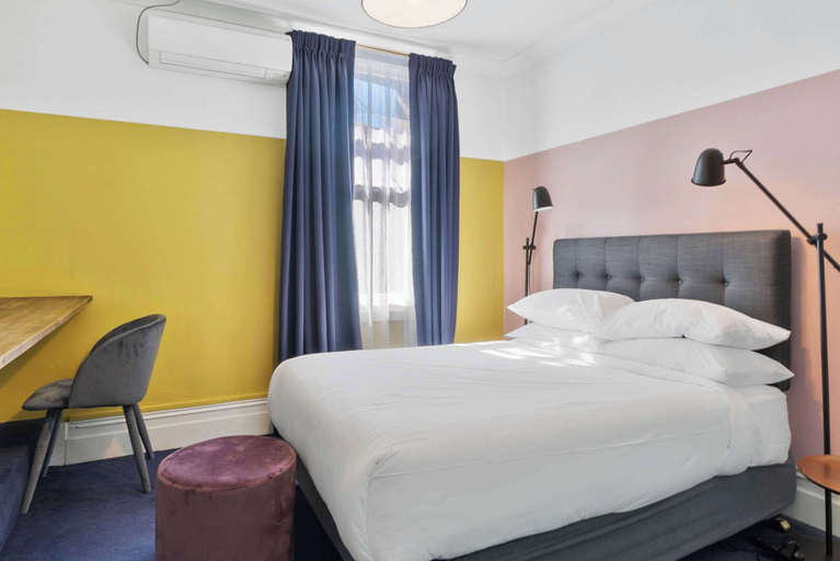 Bedroom 21