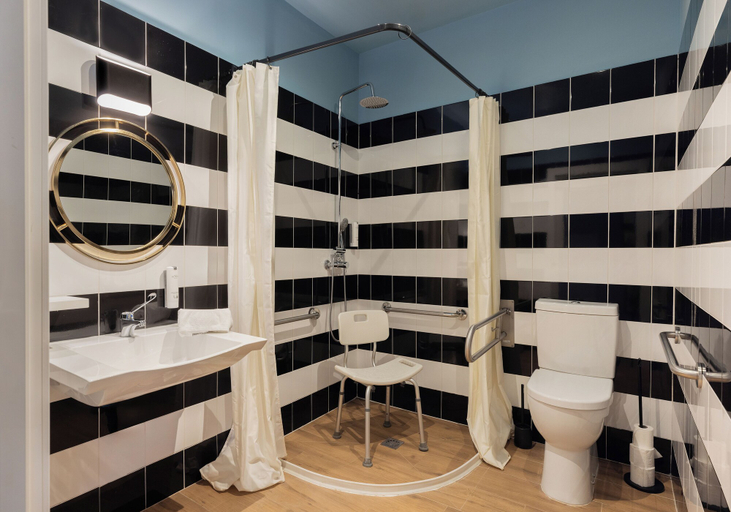 Bathroom 4, Libere Valencia Abastos, Valencia