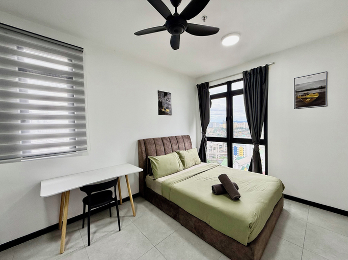 Bedroom 12