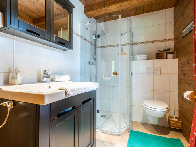 Bathroom 3, Chalet in Kirchberg With Terrace and Garden, Kitzbühel