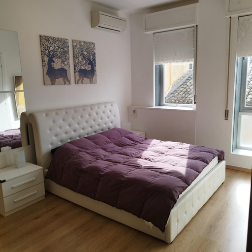 Others 2, Garibaldi Guest House, Macerata