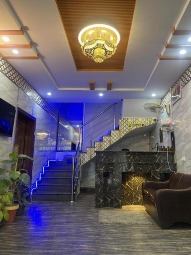 Others 4, Al Makkah hotel, Lahore