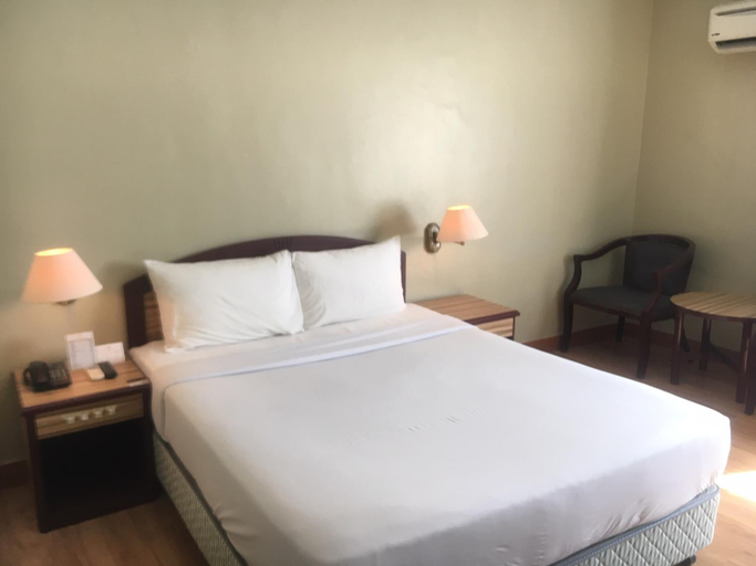 Bedroom 14