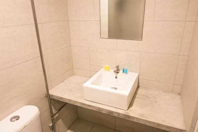 Bathroom 22