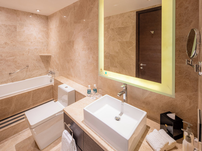 Bathroom 4, Grand Emperor Hotel, Macao
