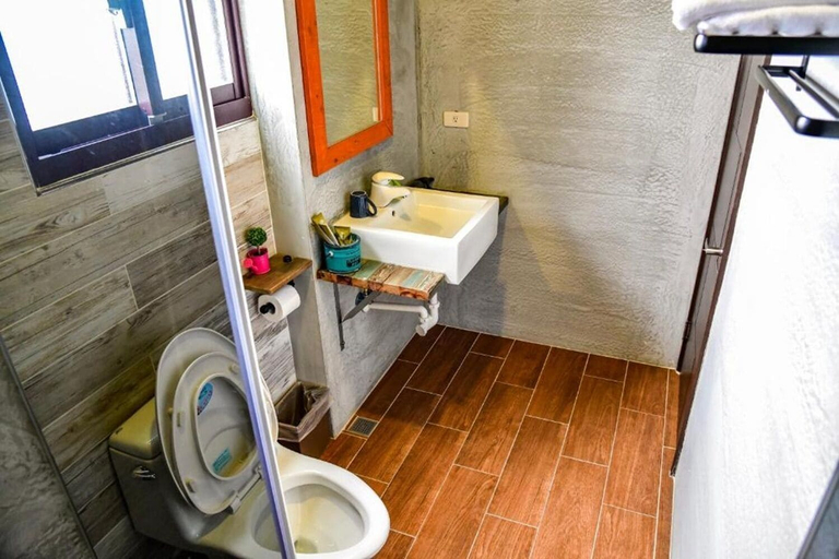 Bathroom 3, l-stack B&B, Penghu