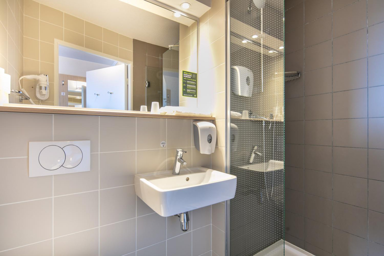 Bathroom 6