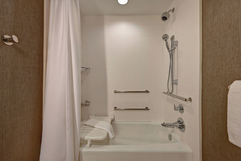 Bathroom 5, SpringHill Suites by Marriott Albuquerque University Area, Bernalillo