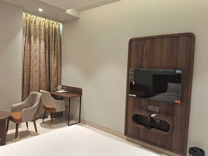 Others 5, Vishnu Krupa Executive Rooms, Palghar