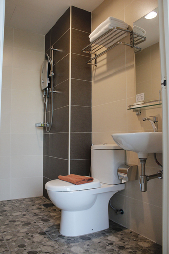 Bathroom 3, Orkid Inn Mahkota Cheras, Hulu Langat