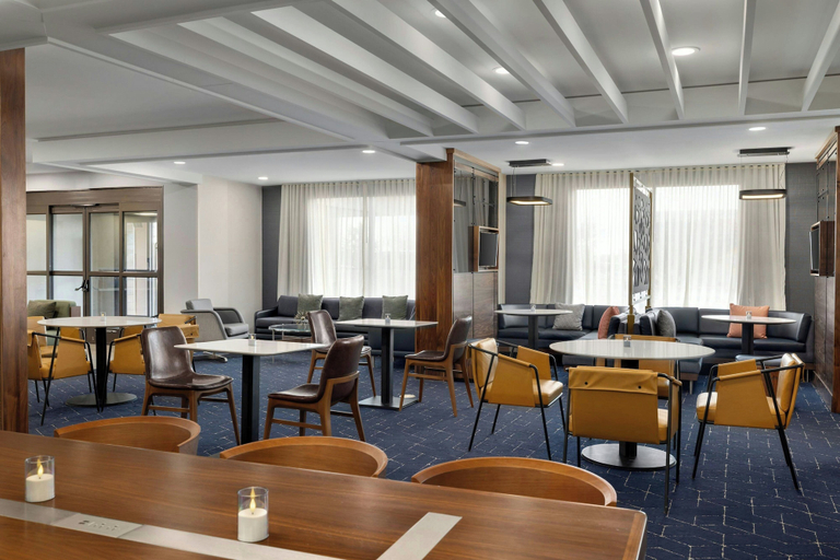 Food & Drinks 5, Courtyard by Marriott Kokomo, Howard