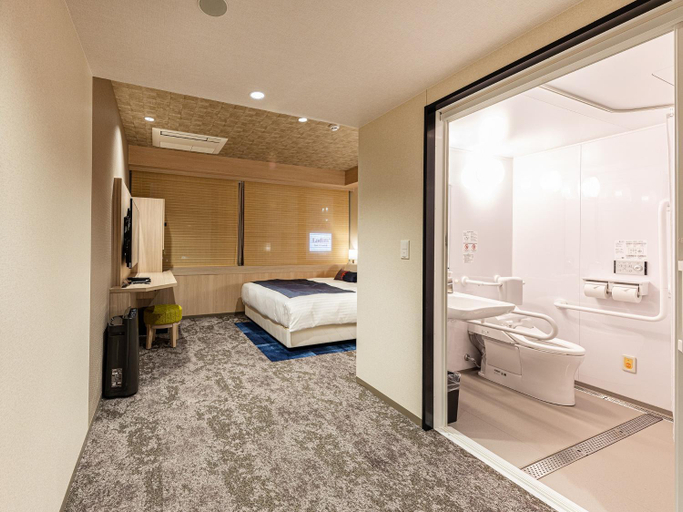 Bedroom 16