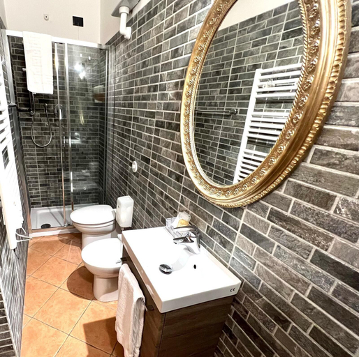 Bathroom 7