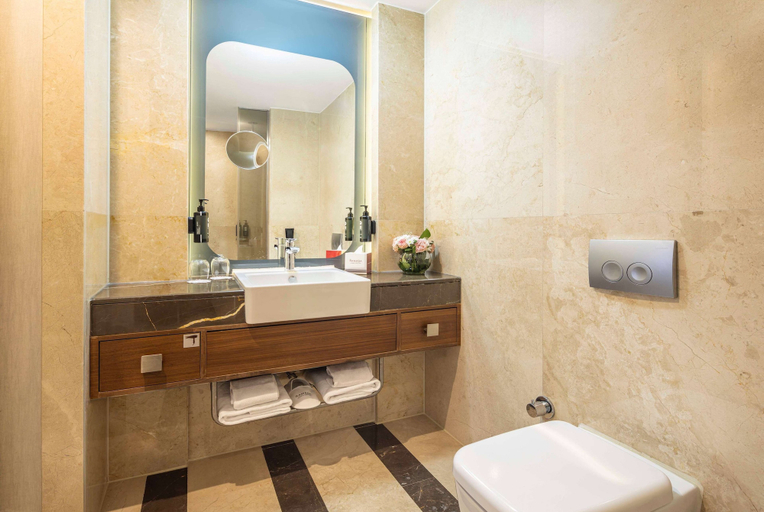 Bathroom 20