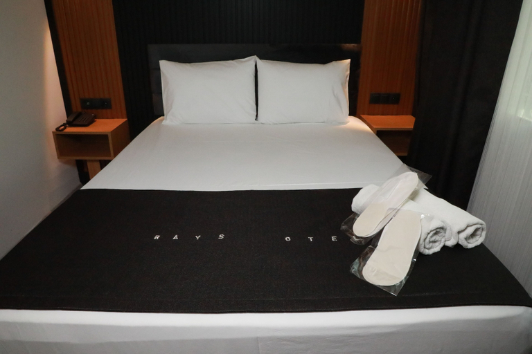 Bedroom 4, Rays Hotel, Bakırköy