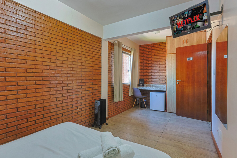 Bedroom 3, Hotel Garnier, Campo Limpo Paulista