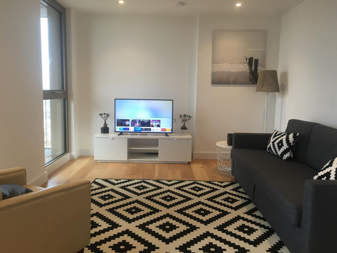 Others 2, LUXURY DOUBLE BEDROOMs, London