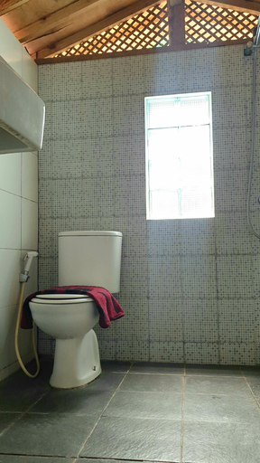Bathroom 5, Putroyono Homestay Borobudur, Magelang