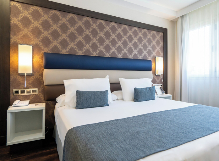 Bedroom 2, Hotel Gran Versalles, Madrid