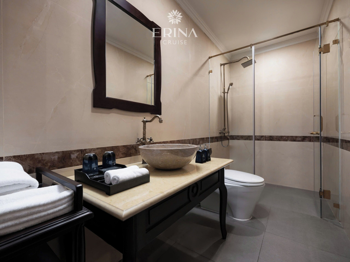 Bathroom 3, Rosa Cruise Halong, Hạ Long