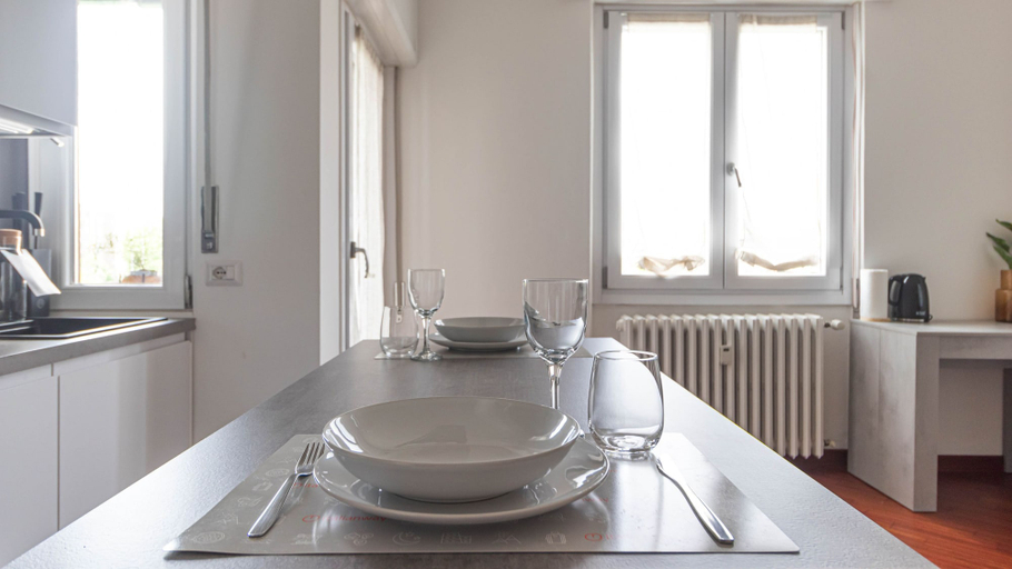 Others 4, Italianway - Lorenteggio 30, Milano