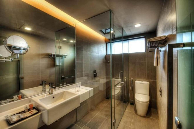 Bathroom 17