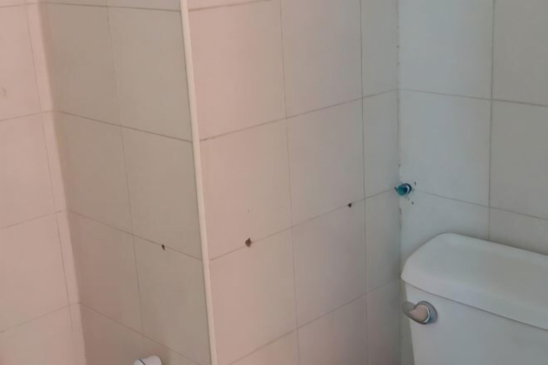 Bathroom 15