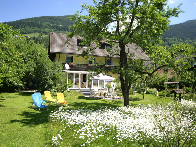 Others 5, Cozy Apartment in Feld am See near Ski Slopes, Villach Land