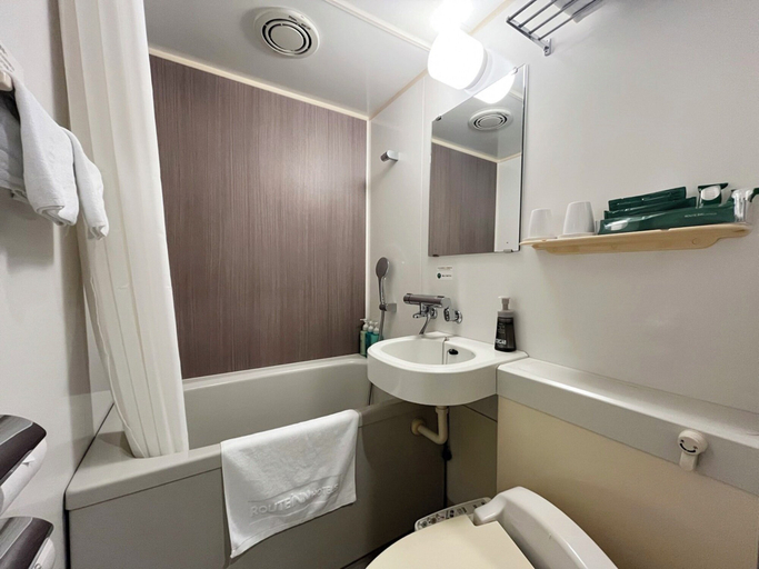 Bathroom 4, Hotel Route Inn Jyoetsu, Jōetsu