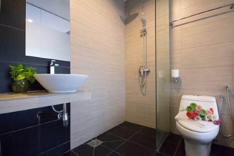 Bathroom 9