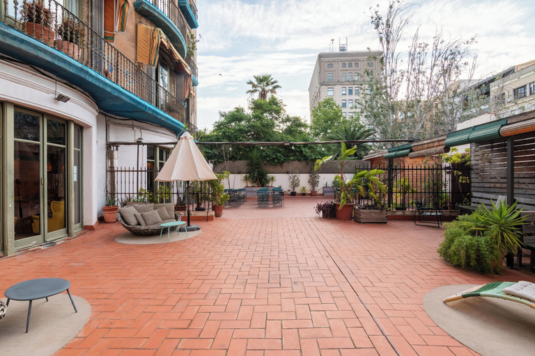 Exterior & Views 2, The Central House Barcelona Gracia - Hostel, Barcelona