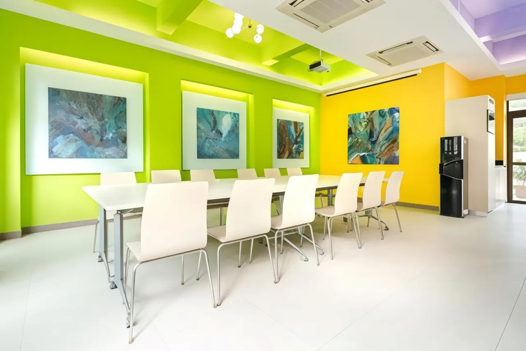 Business Facilities 4, Solar Villas, New Territories