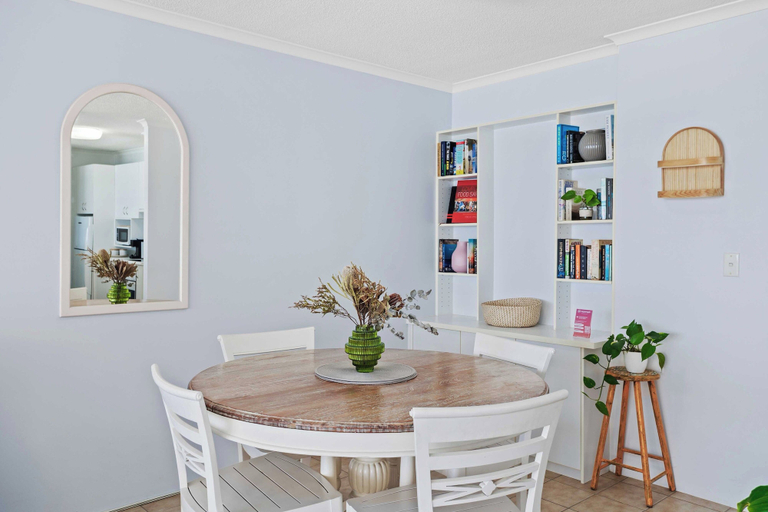 Dining Room 9