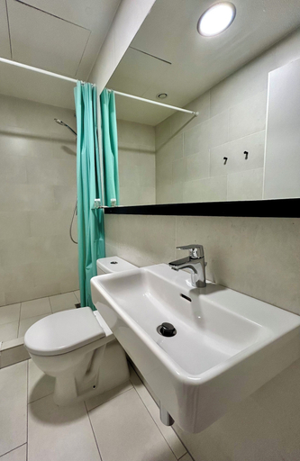 Bathroom 3, Figaro Suites, Praha 5