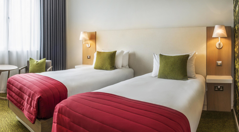 Bedroom 3, The Orchard Hotel & Restaurant, Nottingham