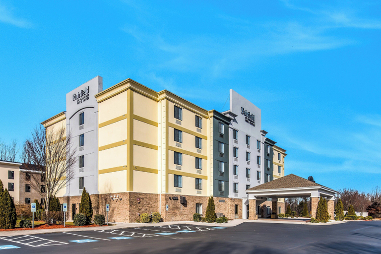 Fairfield Inn & Suites by Marriott Greensboro Coliseum Area, Guilford