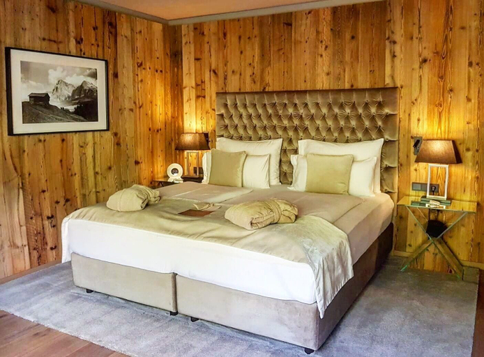 Bedroom 3, Hotel Montchalet, Bolzano