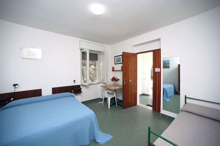 Bedroom 3, Residence M3, Foggia