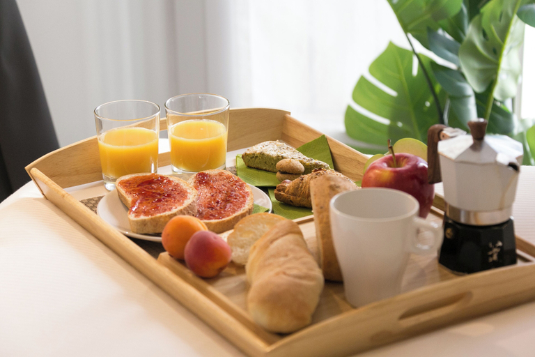 Food & Drinks 4, Happy Family Apartments San Pietro, Genova