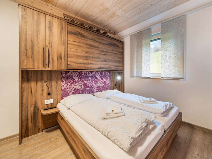 Bedroom 2, Holiday Home in St. Georgen/salzburg, Zell am See