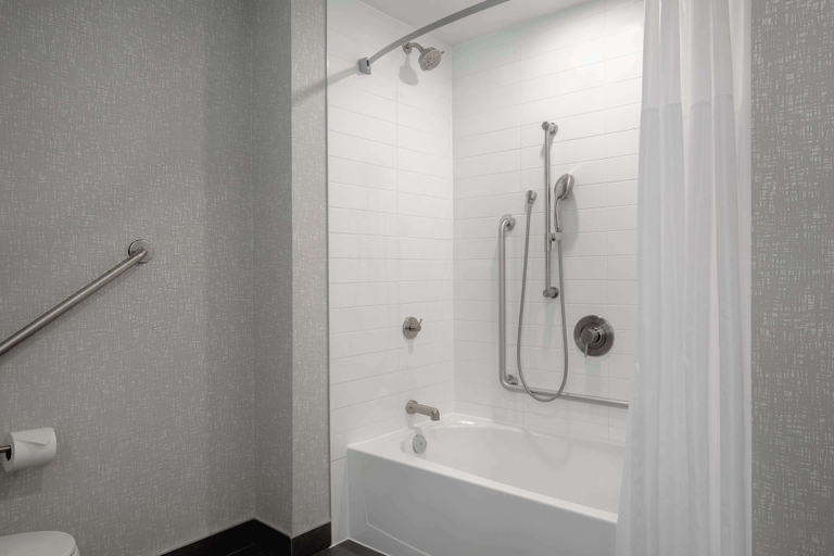 Bathroom 4, Hampton Inn by Hilton Brampton Toronto, Peel