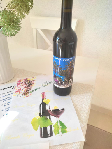 Food & Drinks 4, Apartman BRACKI CVIJET, Sutivan